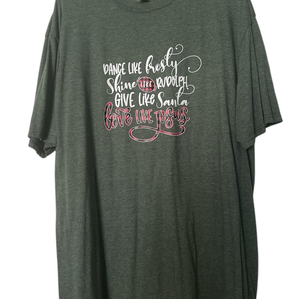 Graphic Tee with Holiday Inspirational Print -